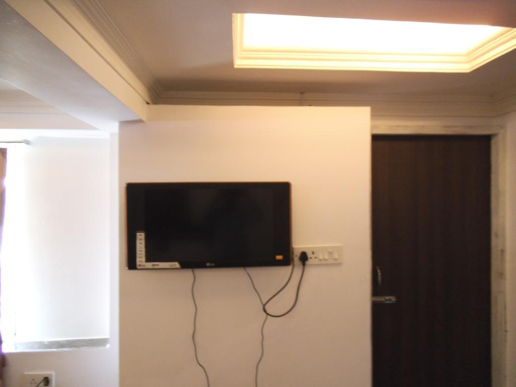 City Centre Hotel Agartala Ngoại thất bức ảnh